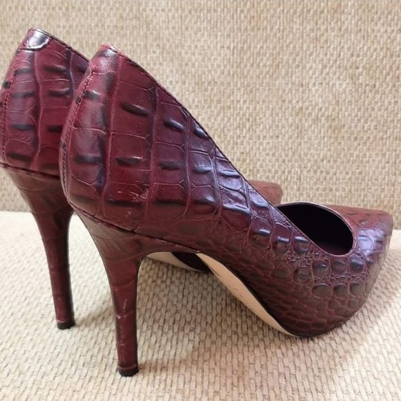 Size 7 Red WHBM Pointed Toe High Heel Shoes - Picture 3 of 4